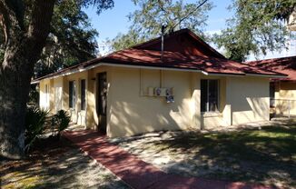 2 beds, 1 bath, $1,150