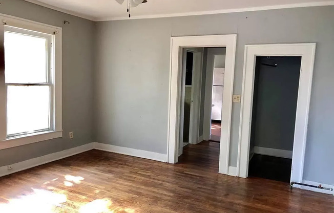 1 BED 1 BATH DUPLEX FOR LEASE AVAILABLE 7/1/2024