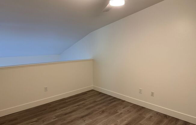 1 bed, 1 bath, 800 sqft, $1,625, Unit E5