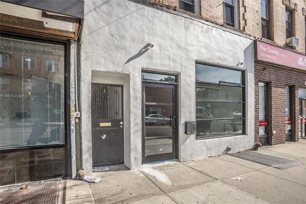 67 17 MYRTLE AVE