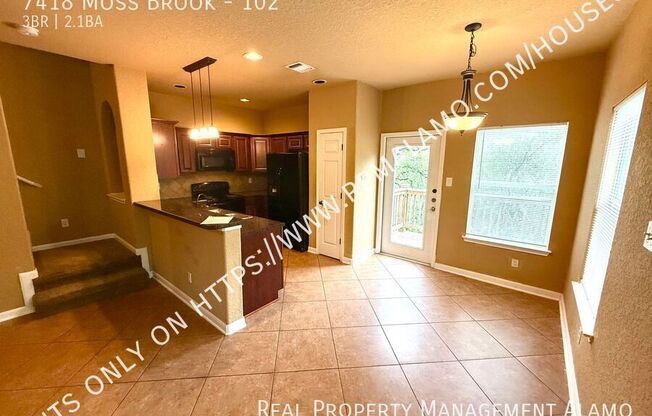 7418 MOSS BRK