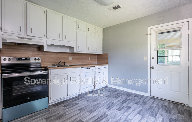 469 SOUTHERN WAY