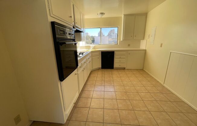 1 bed, 1 bath, 624 sqft, $1,995, Unit 304