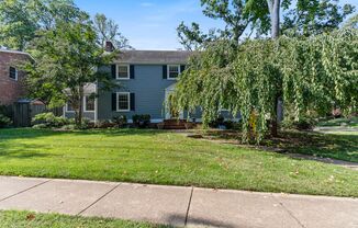 3 beds, 2.5 baths, $5,228