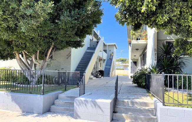 San Vicente Properties (4757, 4761 & 1381 Keniston)