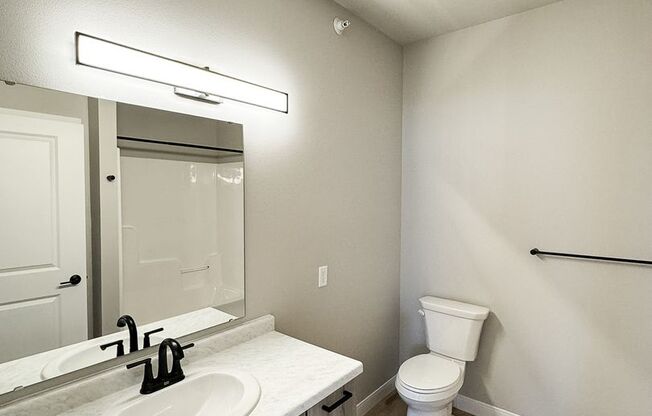 3 beds, 2 baths, 1,404 sqft, $1,975, Unit C302