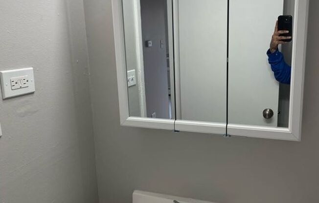 12619 - 12623 Lincoln Street