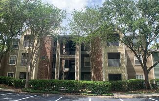 Beautiful 2/2 in an amazing secure community