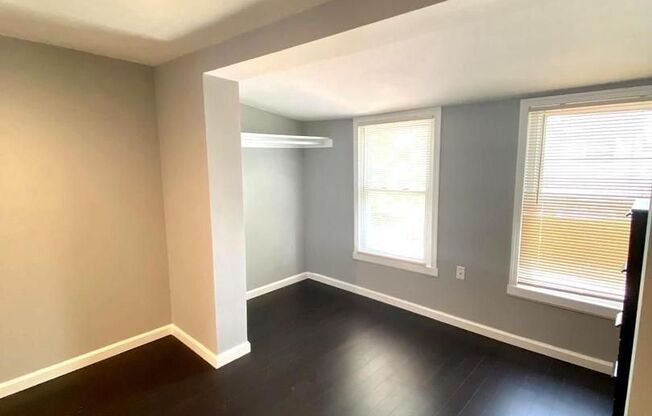 2 beds, 1 bath, $1,599