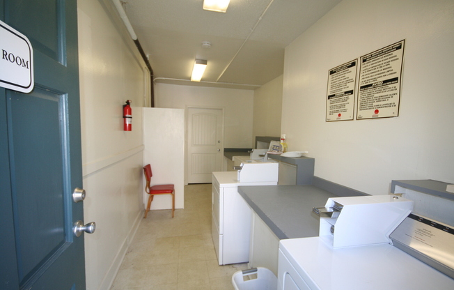 1 bed, 1 bath, 388 sqft, $965, Unit 19