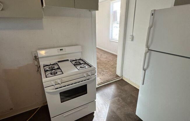 2 beds, 1 bath, $950