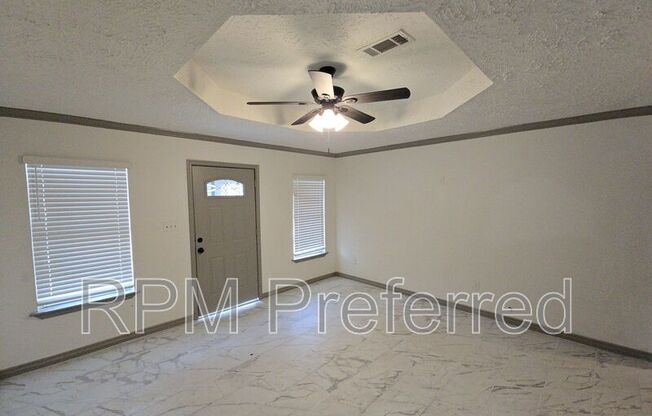 9010 LINDA VIS RD