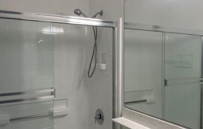2 beds, 2 baths, $2,695, Unit 1
