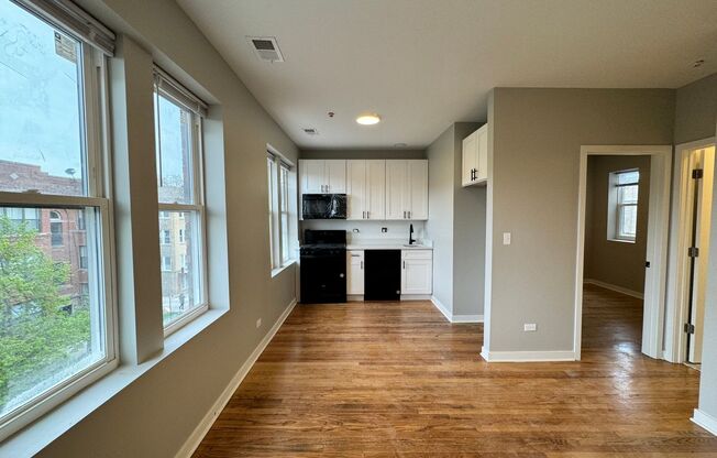 1 bed, 1 bath, $1,695, Unit 102