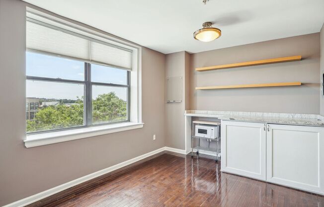 Spacious, Light-Filled Condo with Beautiful Views! Available Now!