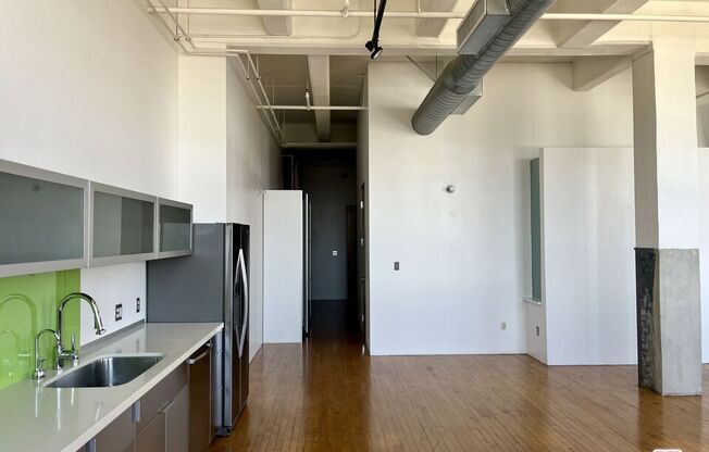 1 bed, 2 baths, 1,189 sqft, $3,950, Unit 504
