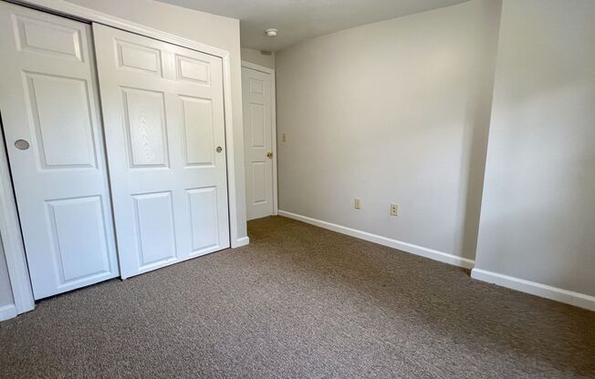 2 beds, 1 bath, 795 sqft, $1,430, Unit 3E