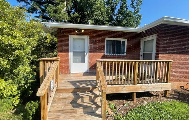 Candler Park Apartments