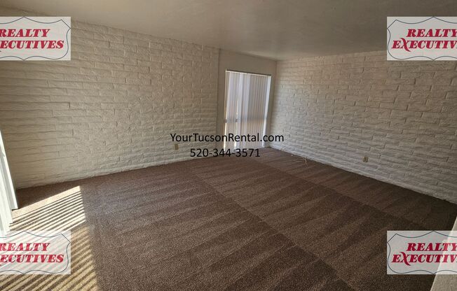 Fort Lowell & Campbell 2/1 - A/C and all appliances