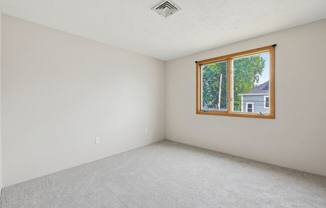 3 beds, 2.5 baths, 2,490 sqft, $3,700, Unit 22