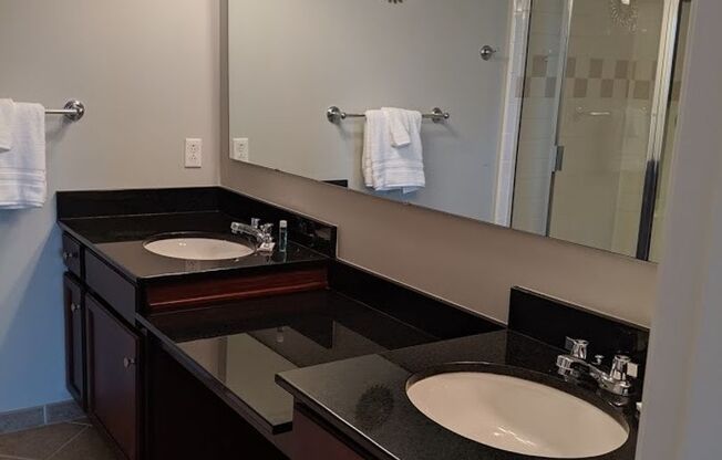 1 bed, 1 bath, $1,899, Unit # 811