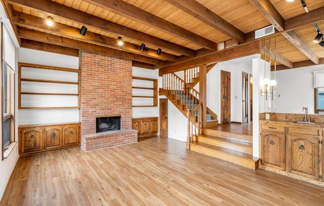 Modern Elegance Meets Ocean Breezes – Full Lot Sand Section Stunner