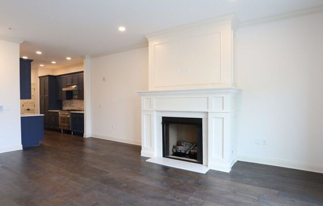 1 bed, 1 bath, 870 sqft, $1,945, Unit 304