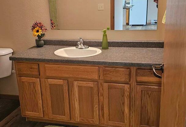 2 beds, 2 baths, 1,014 sqft, $1,415, Unit 1830-111