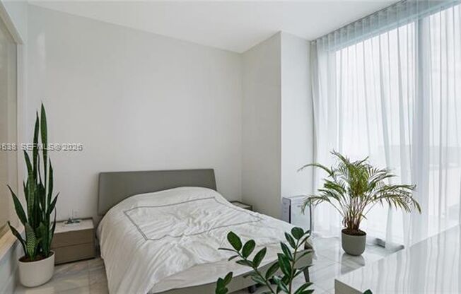 2 beds, 2 baths, $7,000, Unit # 3005