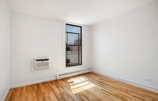 103 W 105 ST