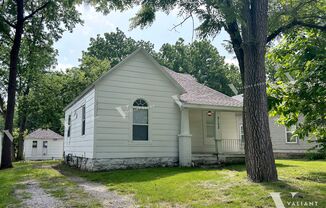 Historic 3 bedroom, 1 bathroom home