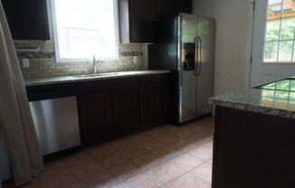 2 beds, 1 bath, $1,995