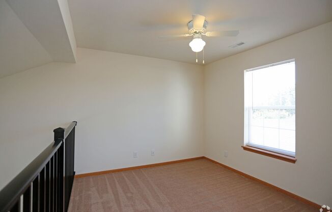 2 beds, 2 baths, 1,155 sqft, $1,400, Unit Apt 37