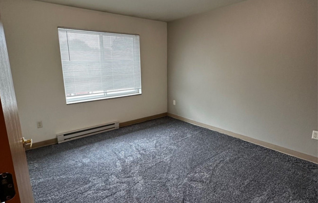 3 beds, 2 baths, 1,200 sqft, $1,425, Unit TE218X-246