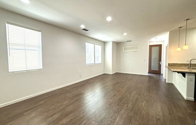 Charming 3-bedroom, 2.5-bathroom home located Right in the heart of Silicon Valley, Milpitas!