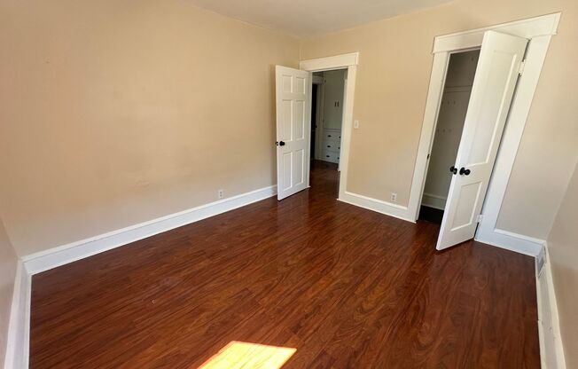 3 beds, 1 bath, $1,400