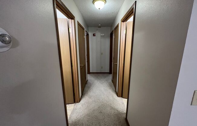 2 beds, 2 baths, $950