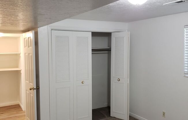 1B/1B Pet Friendly Apartment!