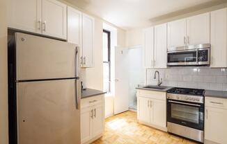 202 W 98 ST
