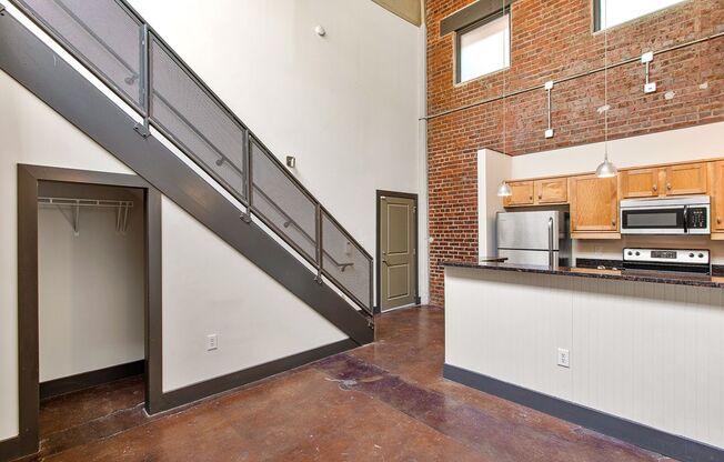 2 beds, 2 baths, 825 sqft, $1,495, Unit APT 126