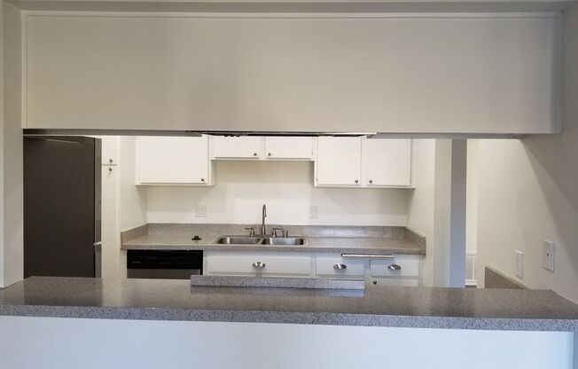 1 bed, 1 bath, 832 sqft, $2,225, Unit 121