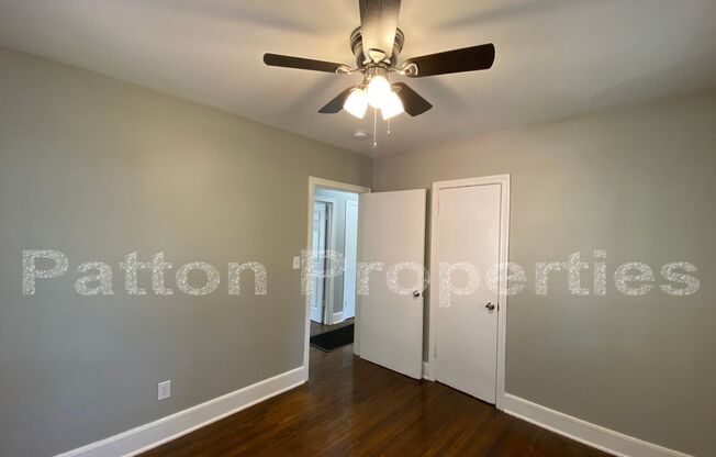 3 beds, 1 bath, $1,095