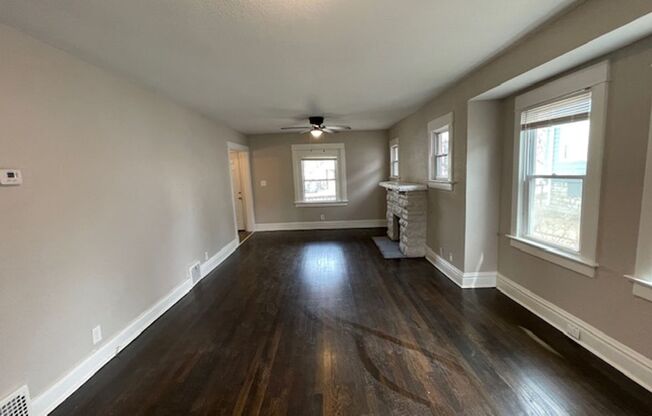 3bd/1ba Home, Large Yard!!