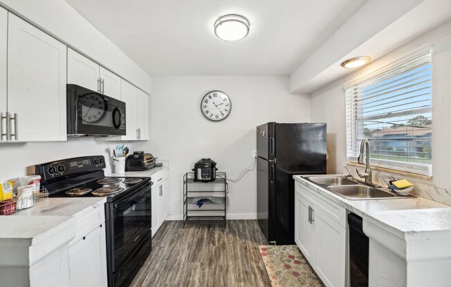 Roselea Apartments