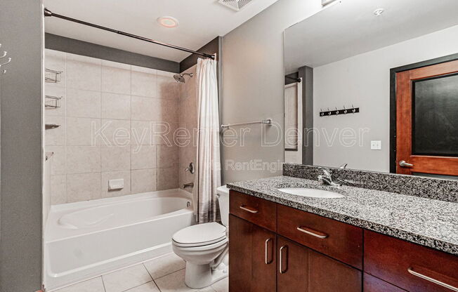 1 bed, 1 bath, 669 sqft, $2,300, Unit 2107