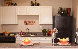 2 beds, 2 baths, 1,110 sqft, $1,410