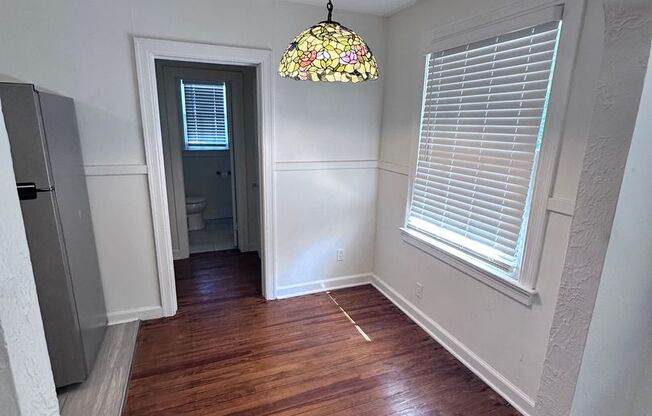 1257 McDuff Ave S 6 Plex
