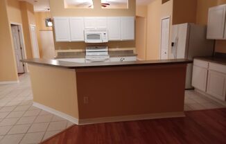 3 beds, 2 baths, $1,900