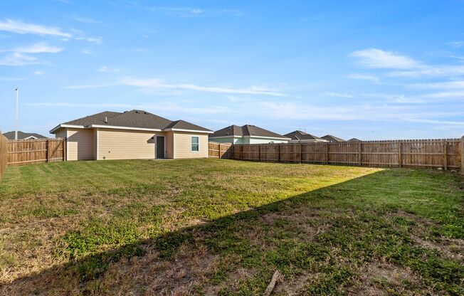 2800 Rosa Drive - BRAND NEW 4BD/2BTH for lease in La Feria! - MOVE-IN SPECIAL - 1ST MONTH FREE!