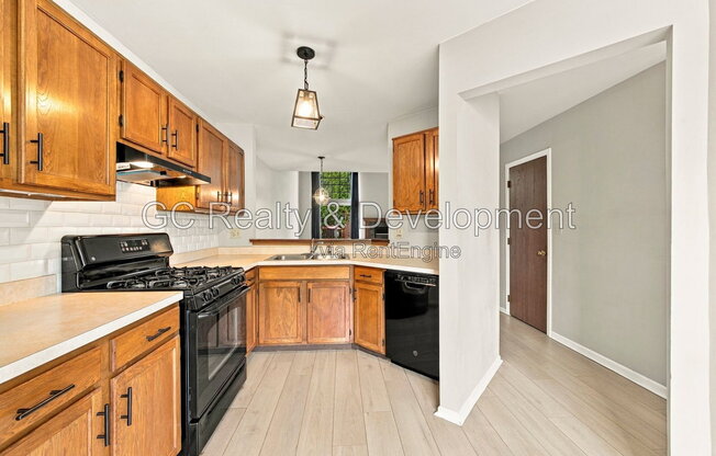 222 OAK KNL LN
